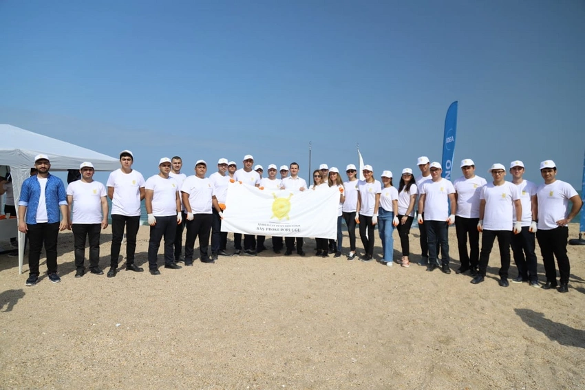 Bakıda çimərlik mövsümünün bitməsi ilə bağlı sahilyanı təmizlik aksiyası keçirilib