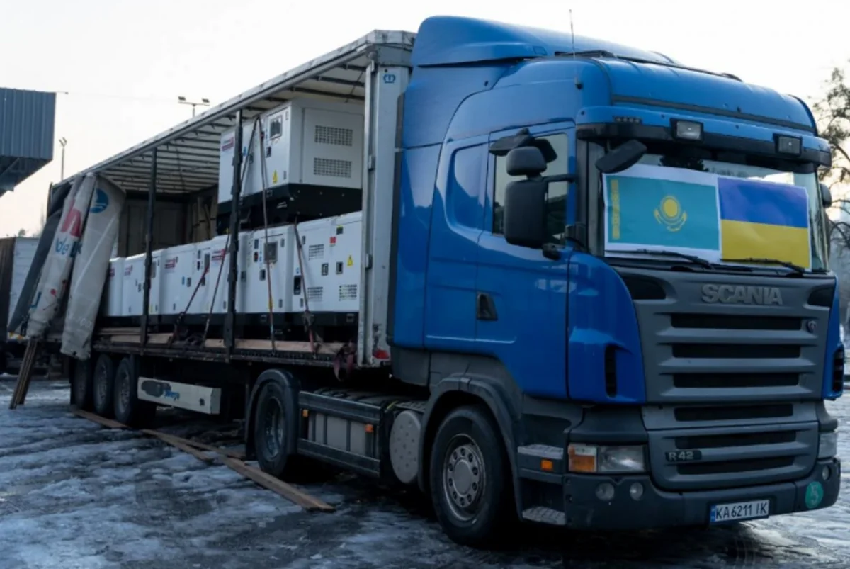 Qazaxıstan Ukraynaya tibb müəssisələri üçün generatorlar verib