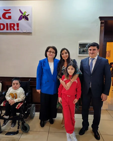 Leyla Əliyeva sağlamlıq imkanları məhdud uşaqlarla görüşüb