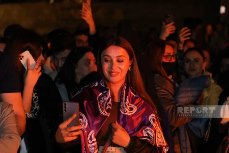 İçərişəhərdə təntənəli bayram tonqalı qalanıb