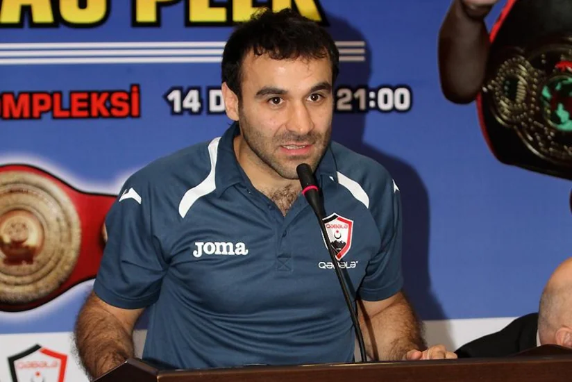​Azərbaycan boksçusu Fariz Məmmədov WBO reytinqində geriləyib