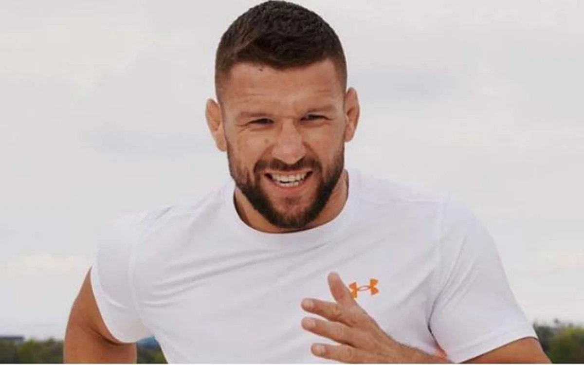 Polşalı döyüşçü Rafael Fiziyevi duelə çağırıb