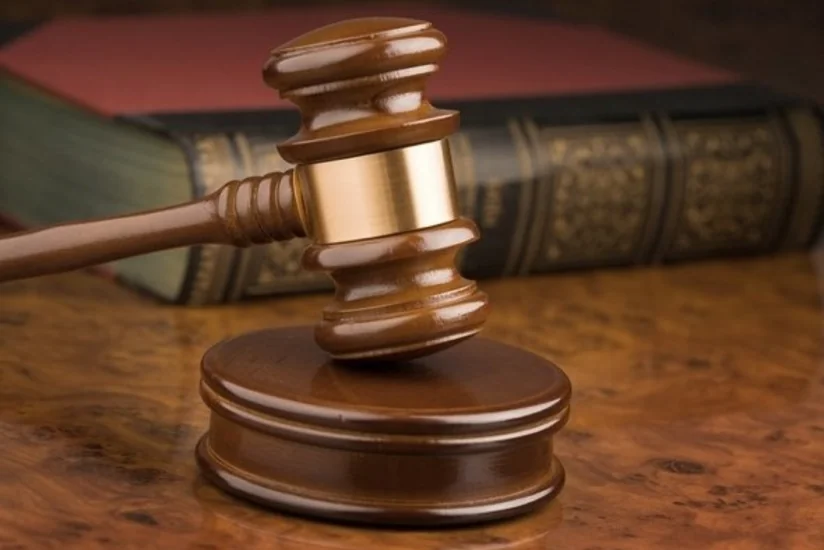 İş adamını qətlə yetirməkdə təqsirləndirilən 17 nəfərlik dini ekstremist dəstənin üzvlərinin məhkəməsi keçirilib