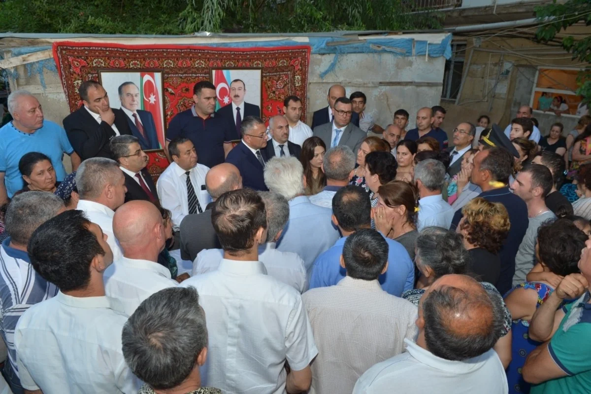 Qaçqınkomun sədri Binəqədi rayonunda qəzalı binalarda məskunlaşan məcburi köçkünlərə baş çəkib