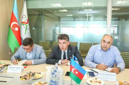 Özbəkistan rəsmisi : Bakı Limanı Azərbaycanla regional əməkdaşlıq üçün əsas rol oynayır