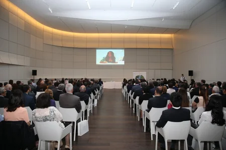 Leyla Əliyevanın baş redaktorluğu ilə “Ekoloji Menecment” dərs vəsaiti nəşr edilib