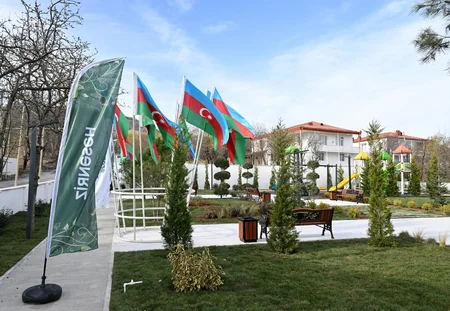 Prezident və birinci xanım Ağdərənin Həsənriz kəndində sakinlərlə birlikdə Novruz tonqalını alovlandırıblar - YENİLƏNİB