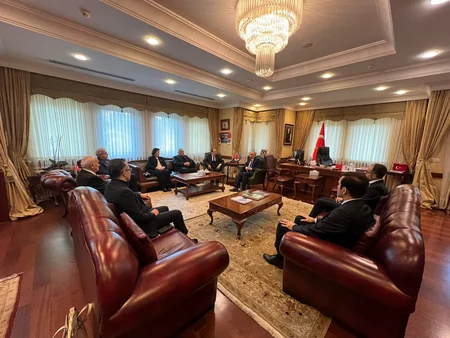 Qərbi Azərbaycan İcmasının rəhbərliyi Türkiyənin Azərbaycandakı səfirliyini ziyarət edib