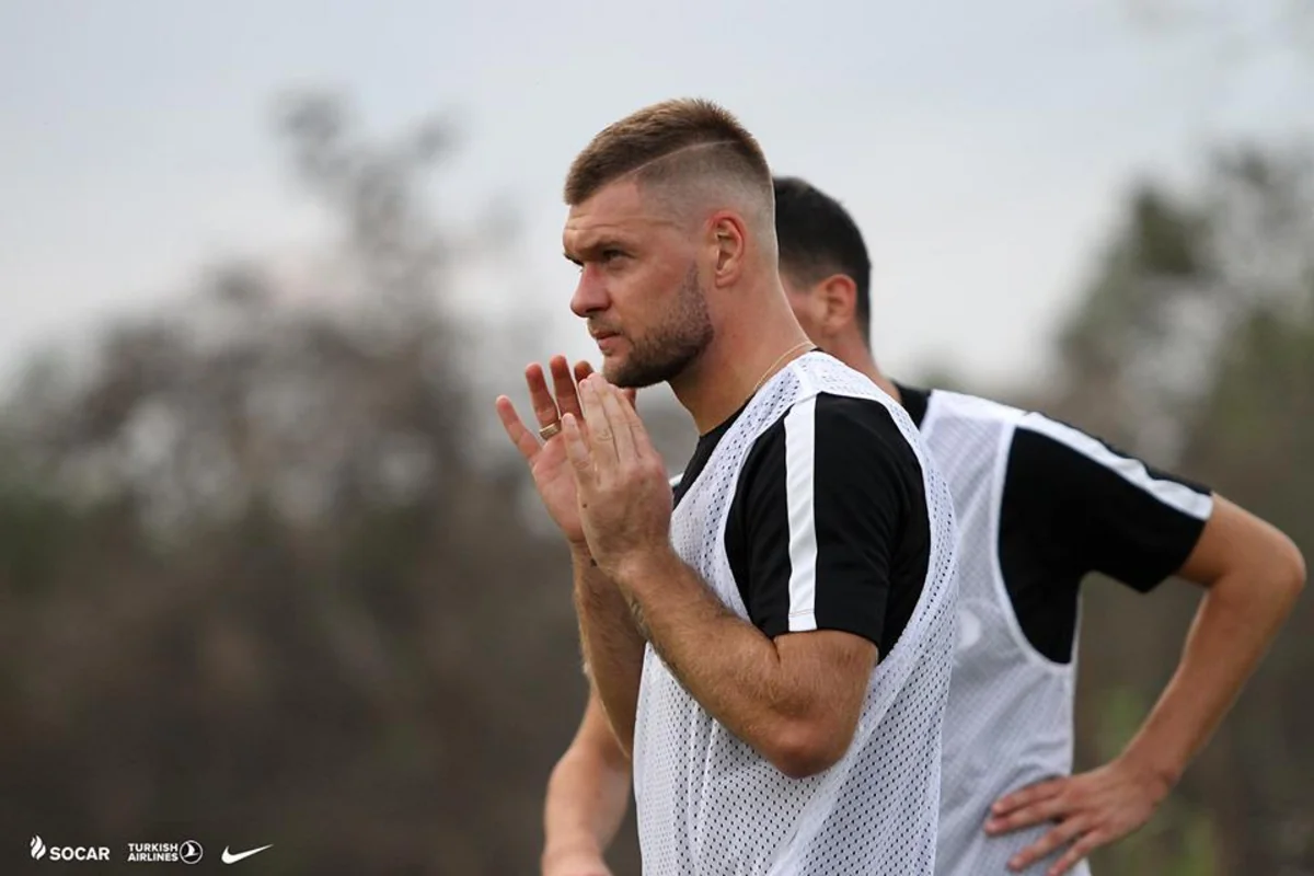 Neftçinin legioneri: Qarabağla oyunumuzun favoriti yoxdur - MÜSAHİBƏ