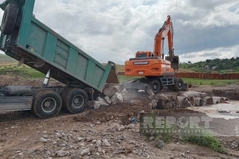 Daşkəsəndə selin ziyan vurduğu yollar və körpülər bərpa edilib
