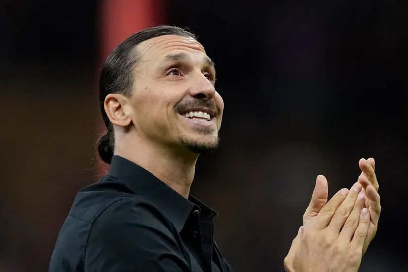 İbrahimoviç İspaniya millisinin futbolçusunu Milana dəvət edib