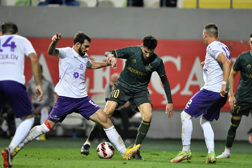 İki futbolçu Azərbaycan Premyer Liqasında 100-cü matçını keçirib