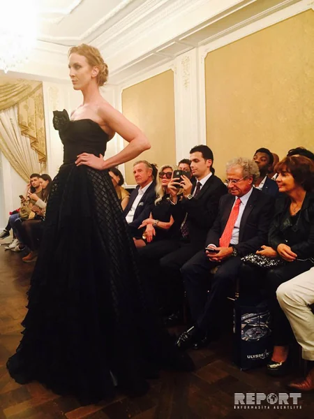 Parisdə azərbaycanlı modelyerin kolleksiyası nümayiş olunub - FOTO