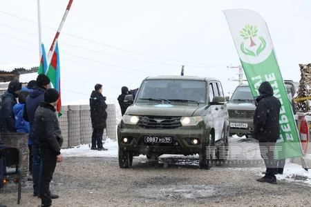Xankəndi-Laçın yolunda sülhməramlıların daha 3 avtomobili maneəsiz keçib - VİDEO - YENİLƏNİB-3