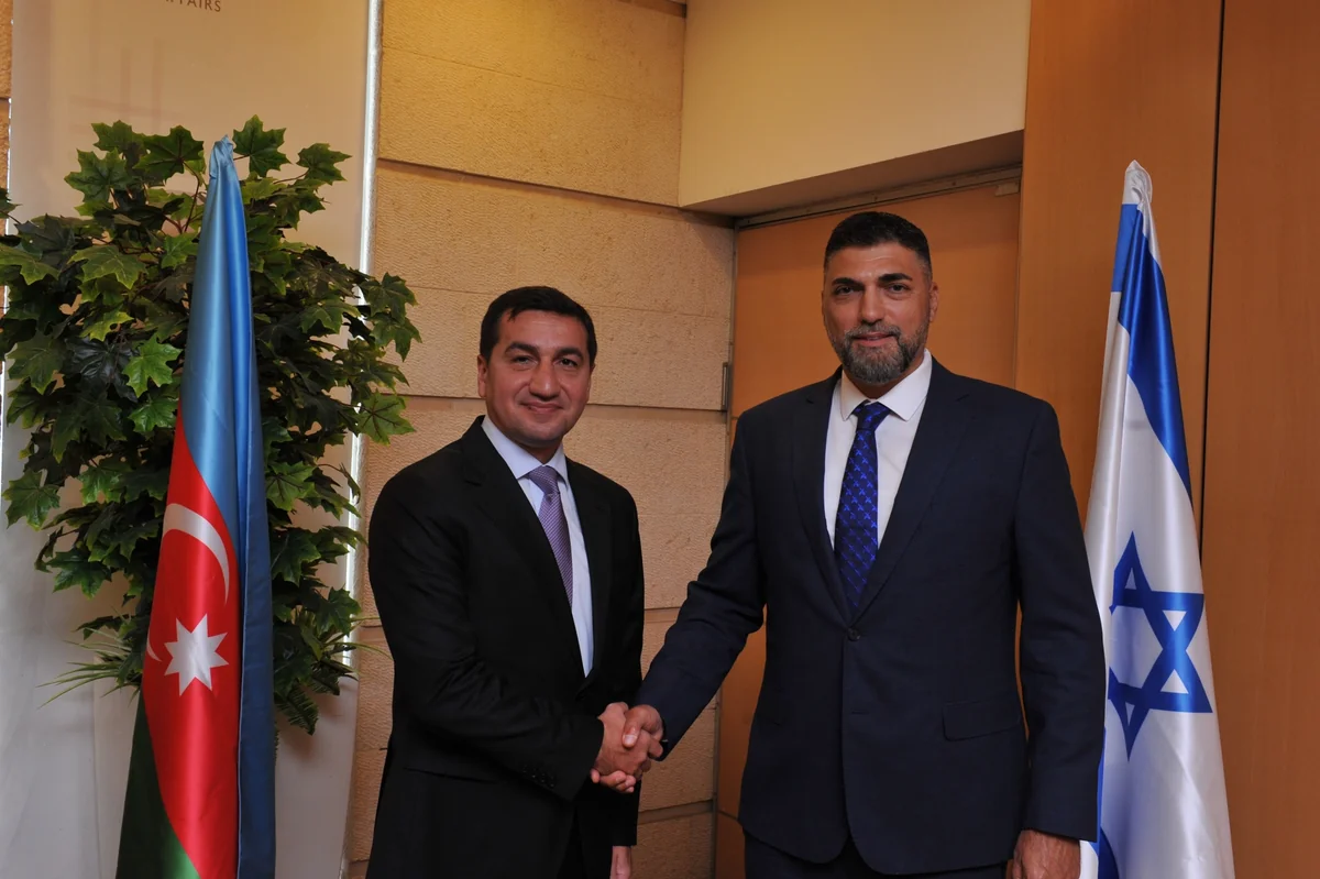 Azerbaijani presidential aide visits Israel