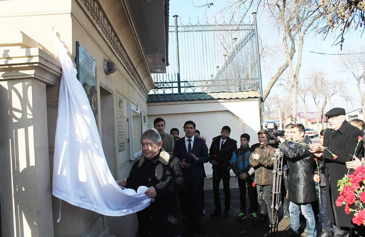 Daşkənddə ulu öndər Heydər Əliyevin xatirə lövhəsinin açılışı olub