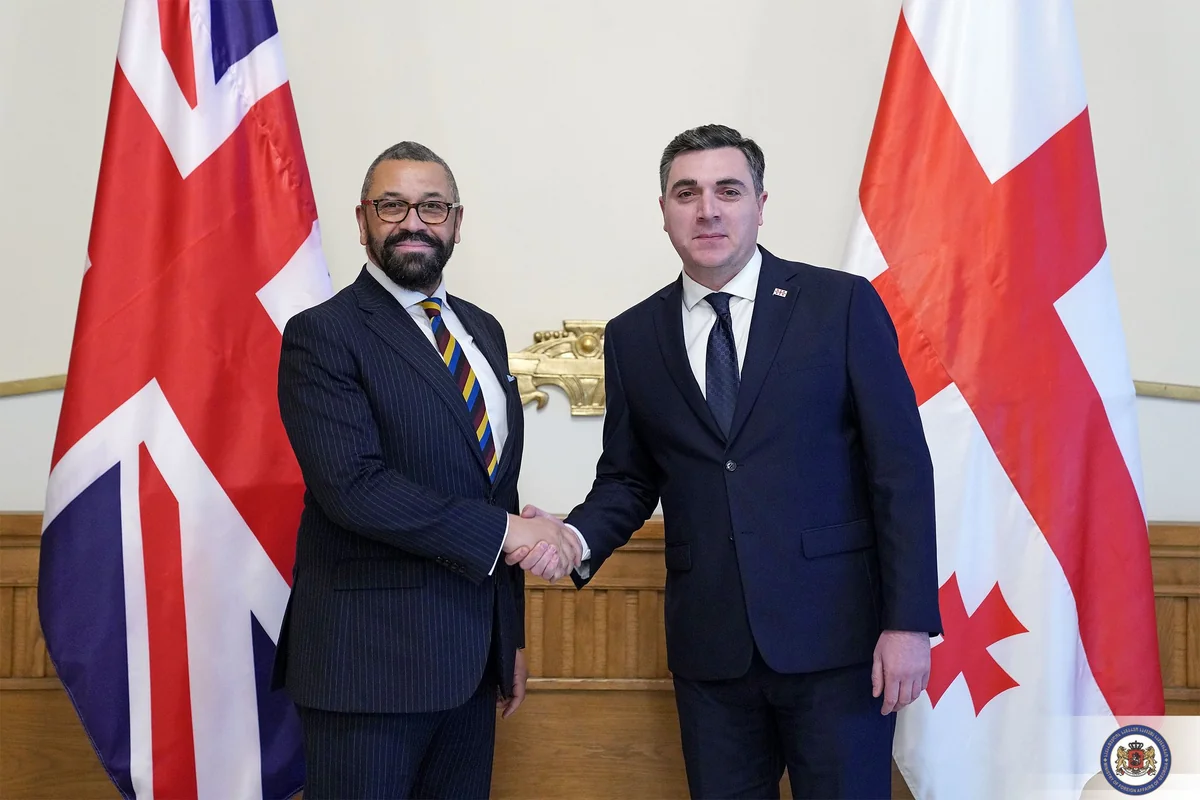 Tbilisidə Britaniya və Gürcüstan XİN başçılarının görüşü olub