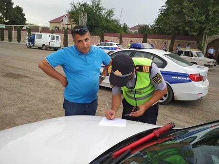 Yol polisi Ağcabədidə reyd keçirib, sərxoş sürücülər saxlanılıb