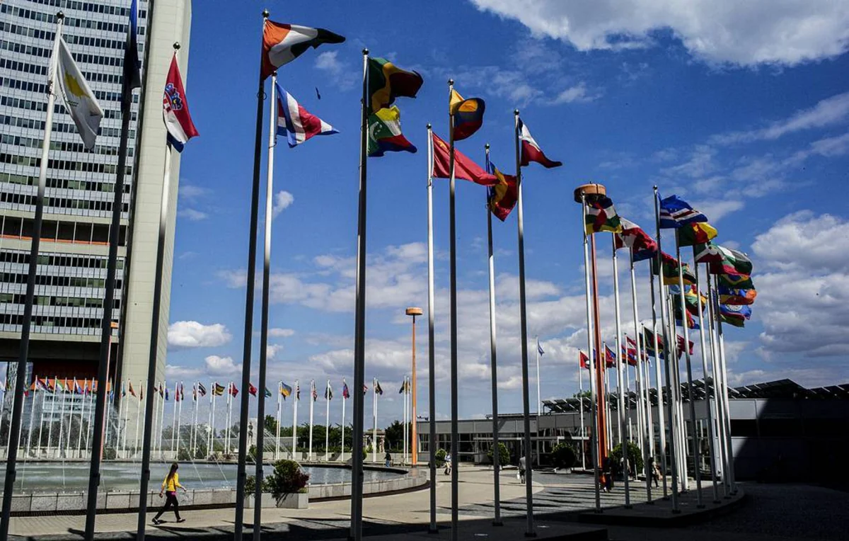 İAEA: İran nüvə sazişindəki ağır su ehtiyatı həddini aşıb