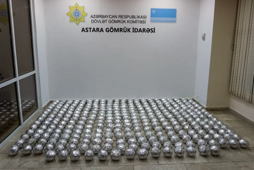 İrandan Rusiyaya “kahı” adı ilə narkotik aparan nəqliyyat vasitəsi saxlanılıb