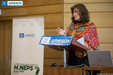 Fərid Qayıbov UNESCO-ya üzv ölkələrin Daimi nümayəndəliklərinin sessiyasında çıxış edib