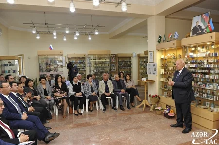 Mehriban Əliyevaya həsr olunmuş miniatür kitabın təqdimatı keçirilib