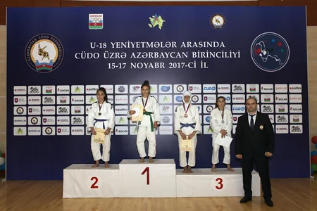 Yeniyetmə cüdoçuların Azərbaycan birinciliyinin ilk gününə yekun vurulub