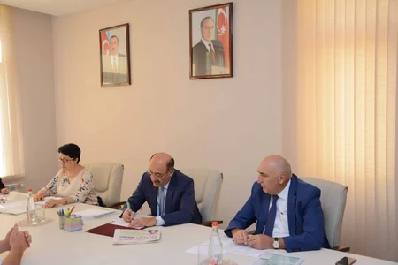 Əbülfəs Qarayev  Zaqatalada vətəndaşları qəbul edib