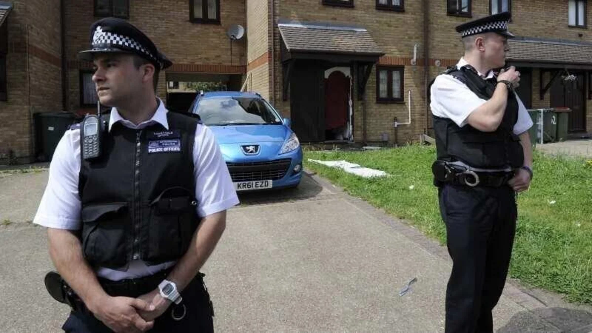 Britaniyada terrorizm ittihamı ilə üç qadın həbs edilib