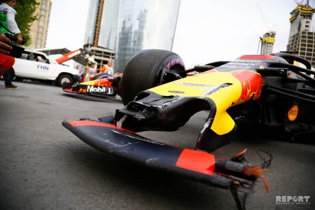 “Formula 1” üzrə Azərbaycan Qran-prisində iki qəza baş verib - FOTO