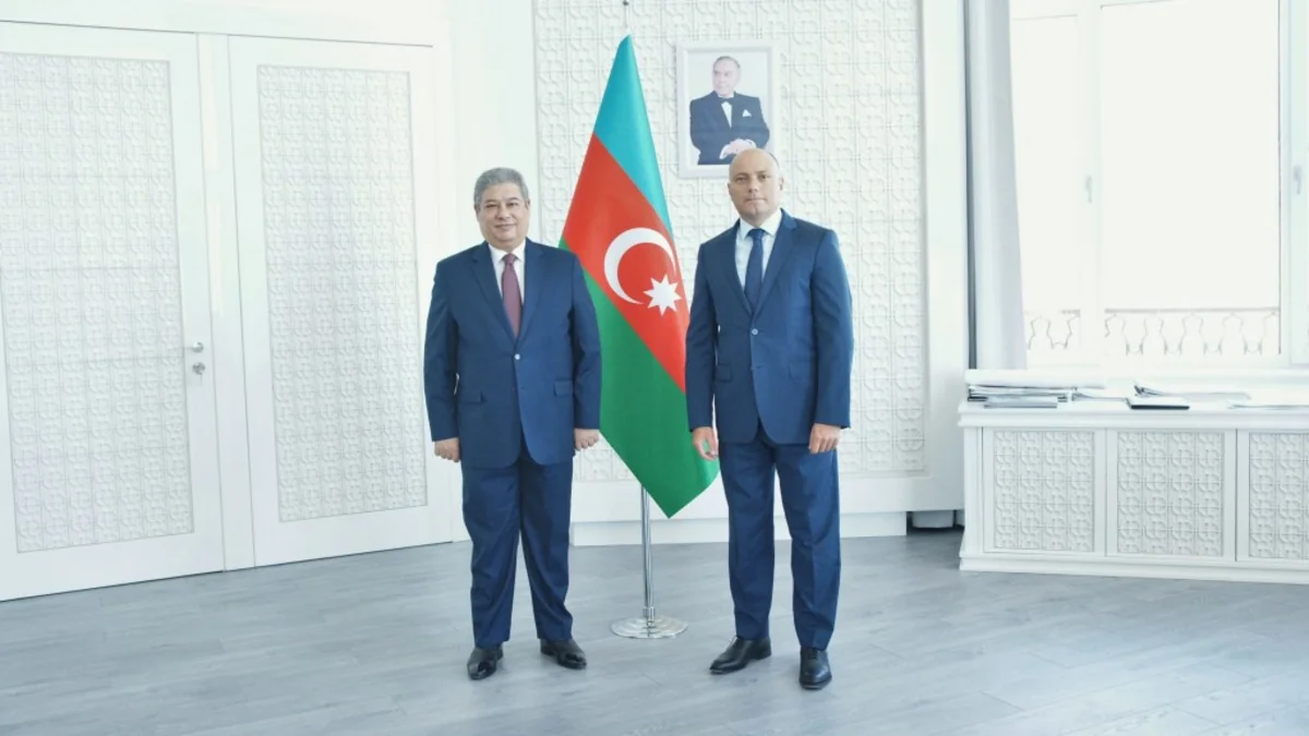 Anar Kərimov Misir səfiri ilə görüşüb