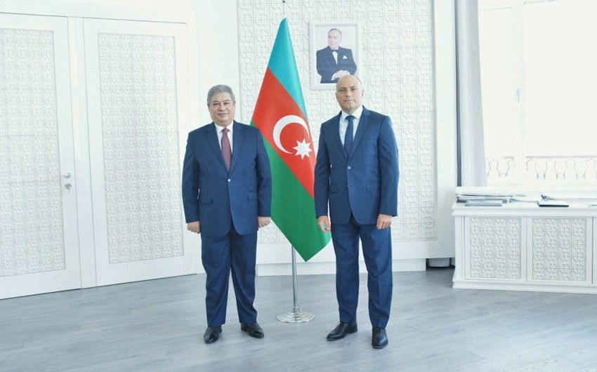 Anar Kərimov Misir səfiri ilə görüşüb
