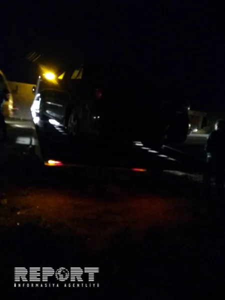 Abşeronda qadın sürücü qəza törədib, 4 nəfər yaralanıb - FOTO