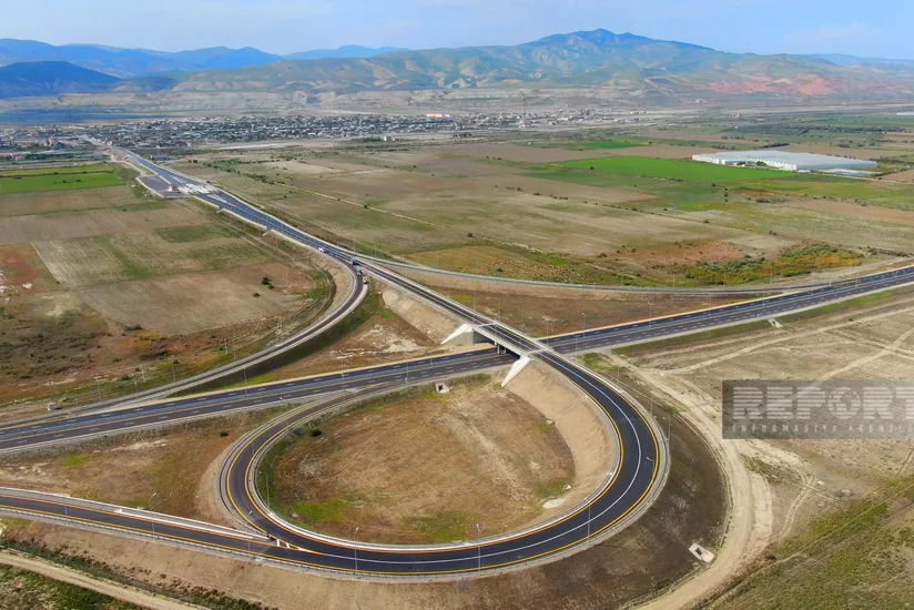 Ödənişli yollardan istifadə qaydalarını pozmağa görə cərimələrin tətbiqi birinci oxunuşda təsdiqlənib