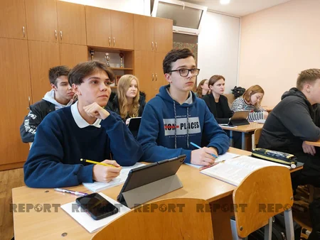 Мэр Ирпеня: Отремонтировав разрушенную школу, Азербайджан оказал нам большую гуманитарную помощь