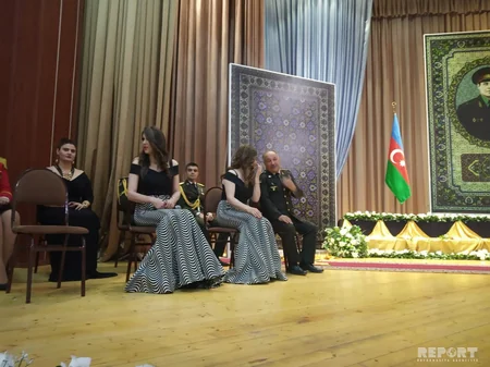 Silahlı Qüvvələrin Təlim və Tədris Mərkəzində Yolumuz Heydər Əliyev yoludur mövzusunda tədbir keçirilib