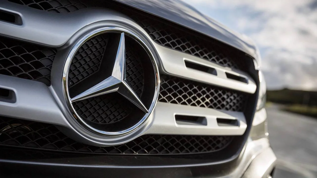 “Mercedes” hibrid avtomobillərdən imtina edəcək