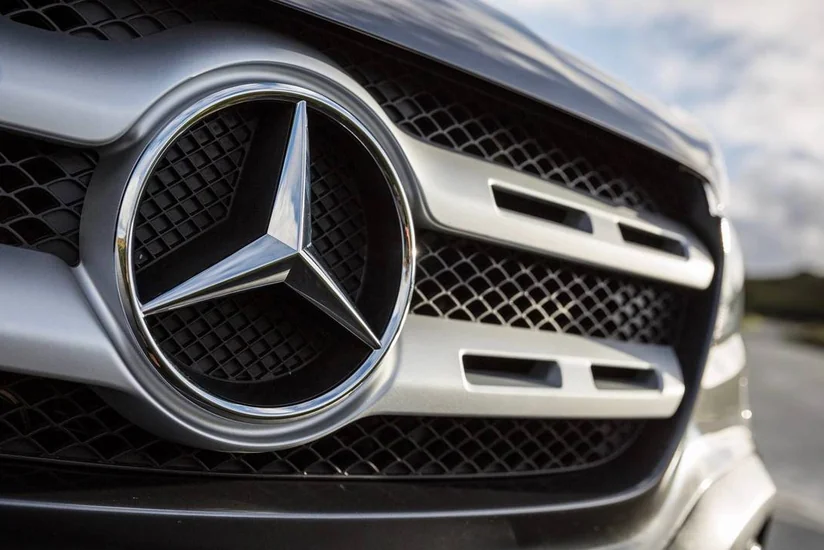 Mercedes отзывает 800 тысяч автомобилей из-за опасной неисправности
