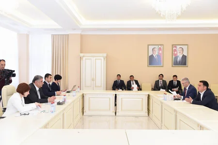 Gənclər və idman naziri Sumqayıtda vətəndaşları qəbul edib