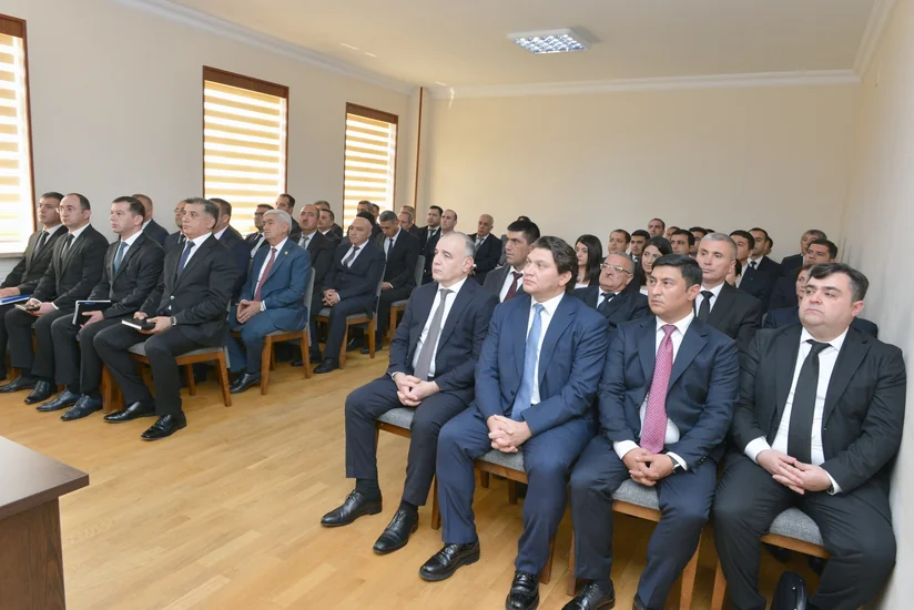 Naxçıvan Dövlət Vergi Xidmətinin rəisi kollektivə təqdim olunub