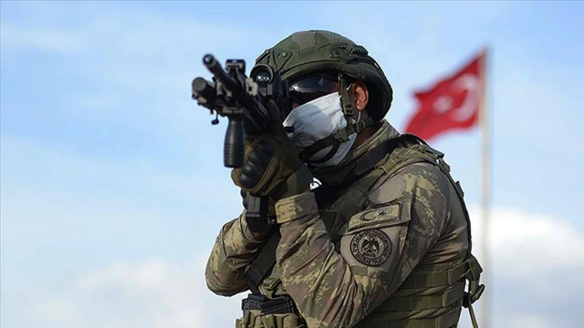 Turkish military neutralizes 17 terrorists in northern Iraq and Syria
