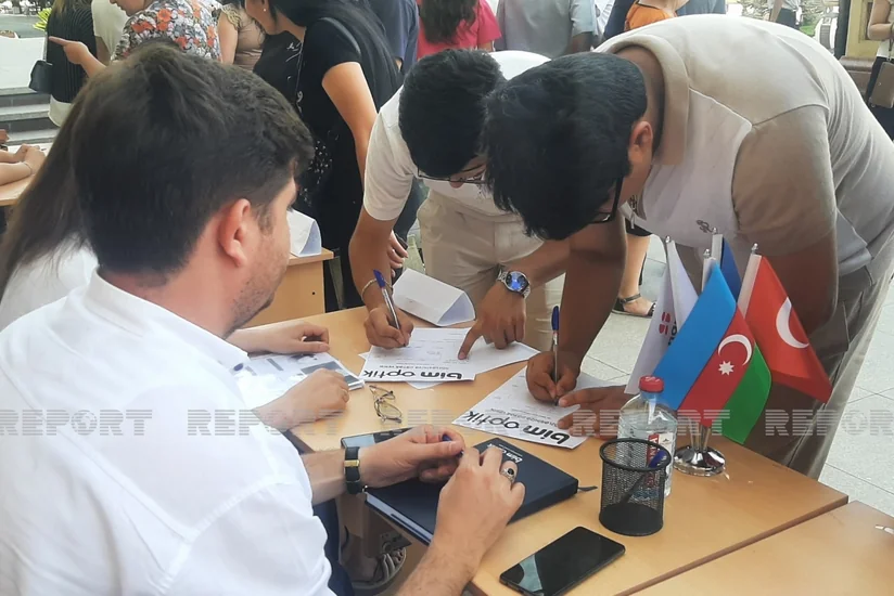 Gəncədə əmək yarmarkası keçirilib
