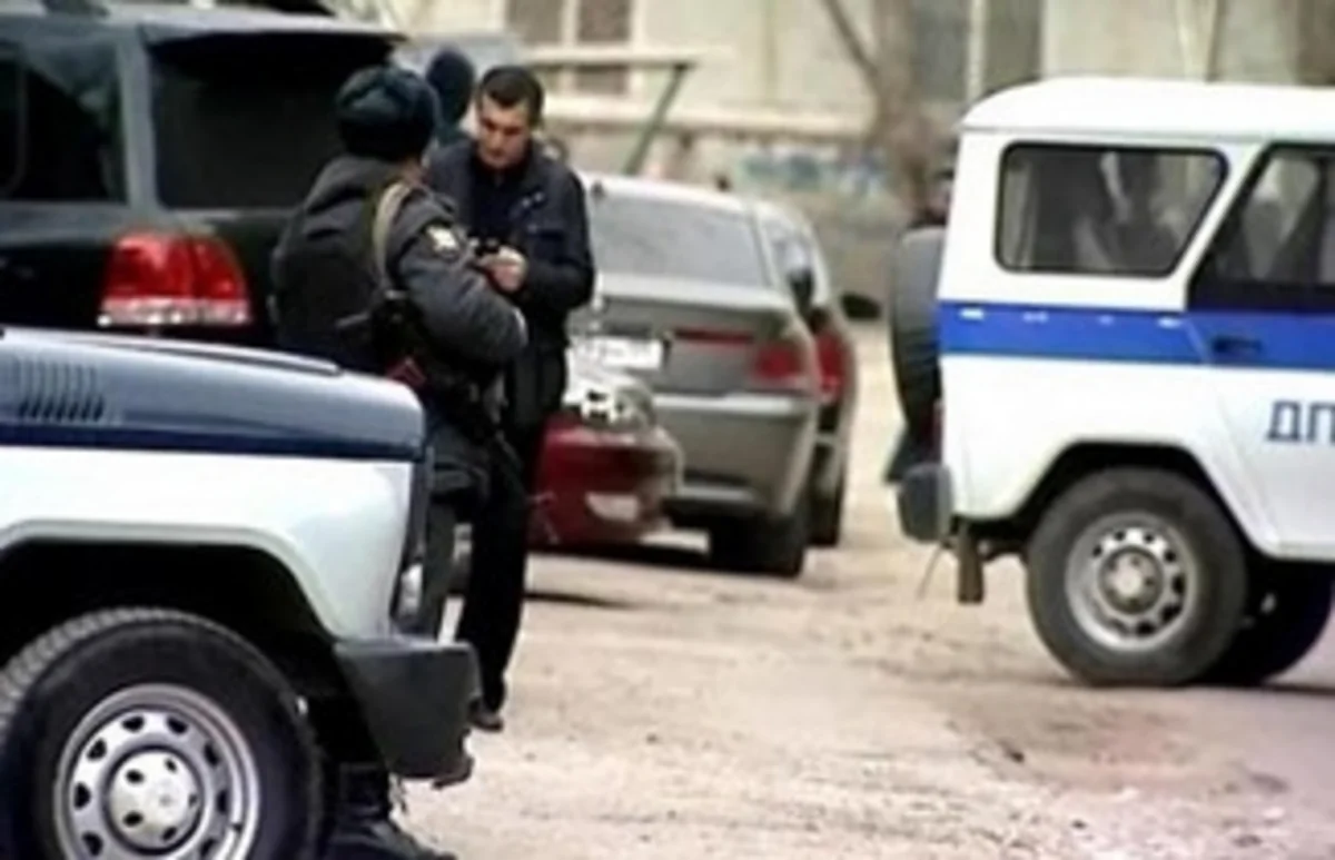 Rusiyada polislə silahlı şəxslər arasında insident baş verib