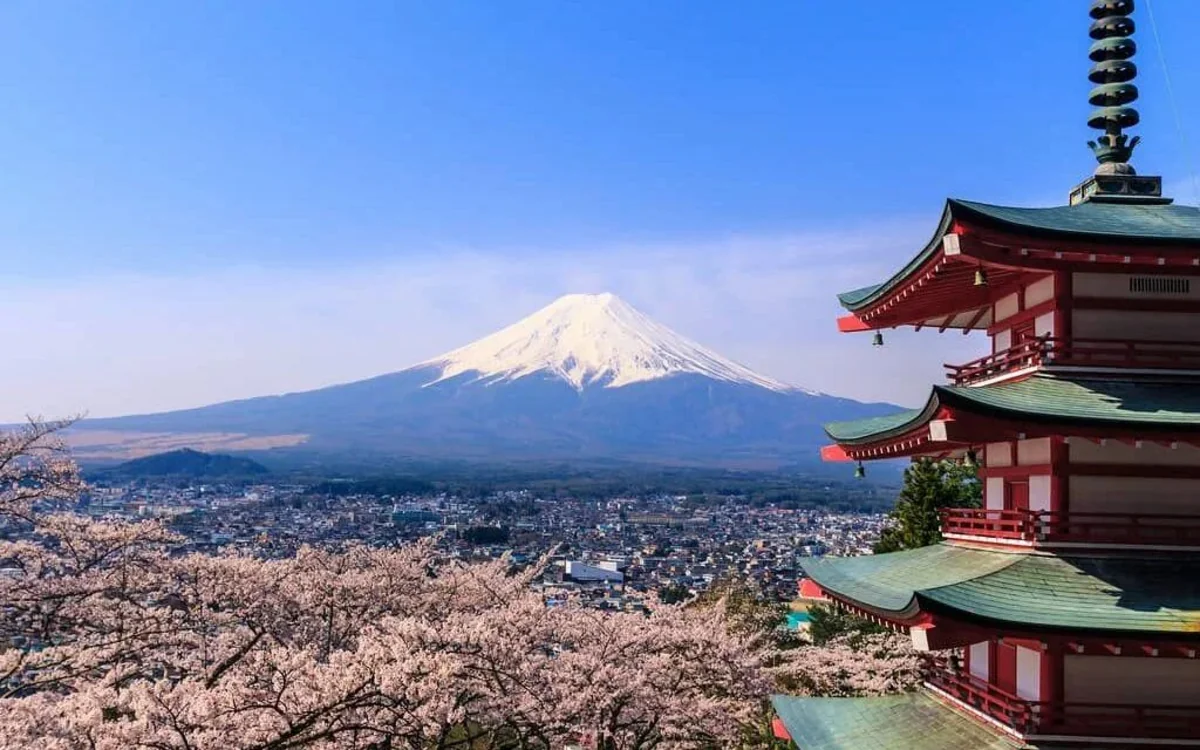 Japan to implement entry fee to Mount Fuji visitors