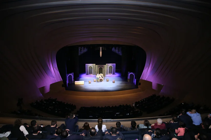 “Qarabağnamə” tarixi zəfərdən sonra Heydər Əliyev Mərkəzində yeni finalla təqdim edilib