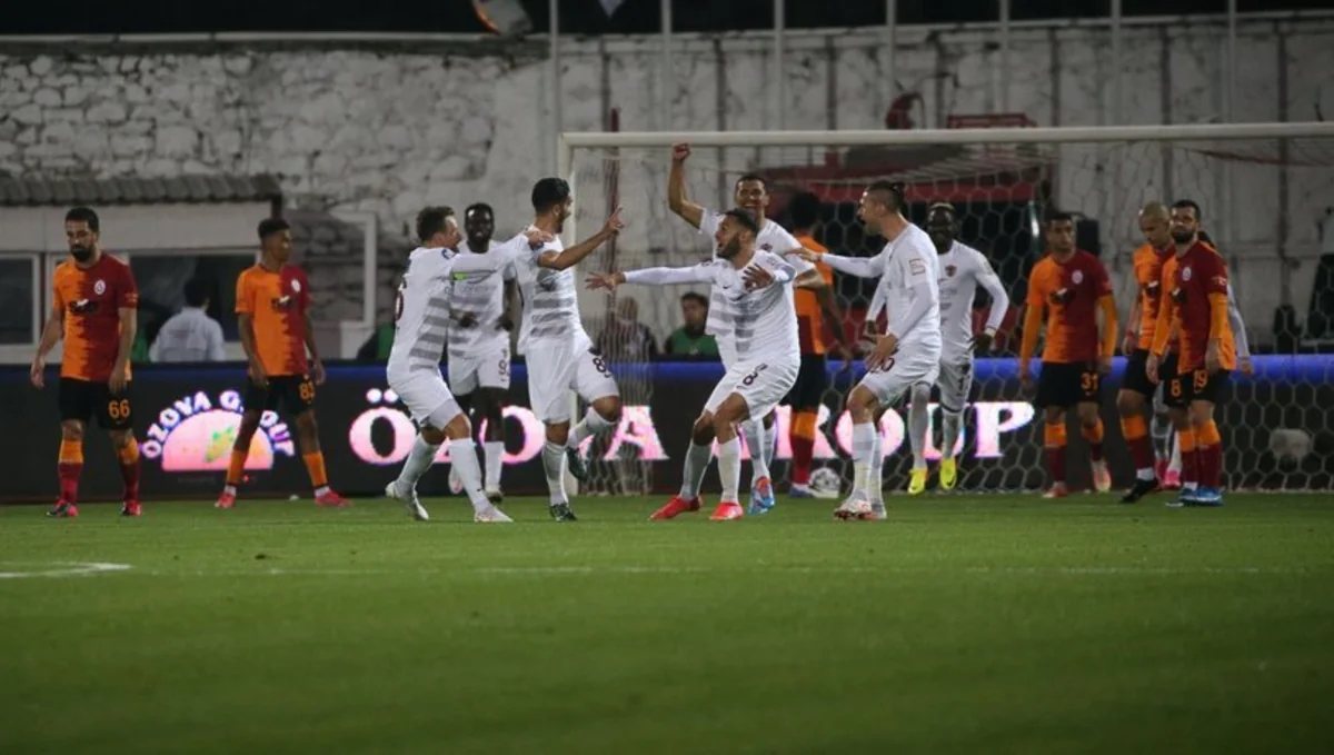 Qalatasaray səfərdə darmadağın oldu