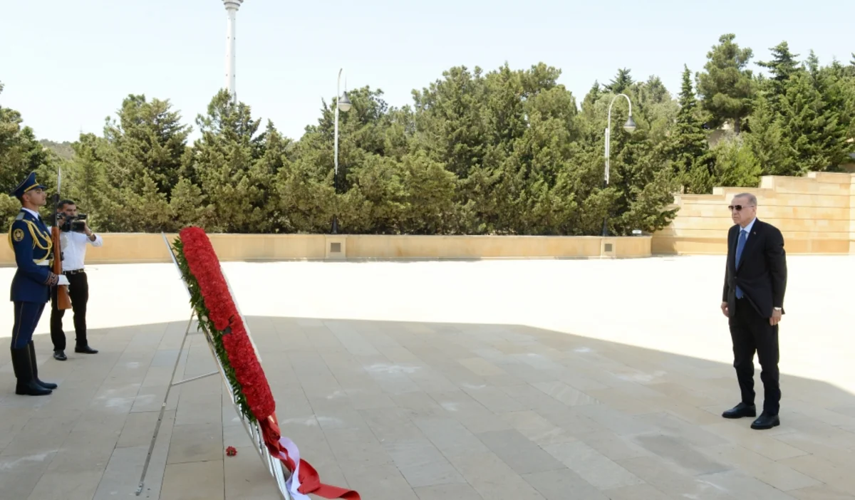 Prezident Rəcəb Tayyib Ərdoğan şəhidlərin xatirəsini ehtiramla yad edib