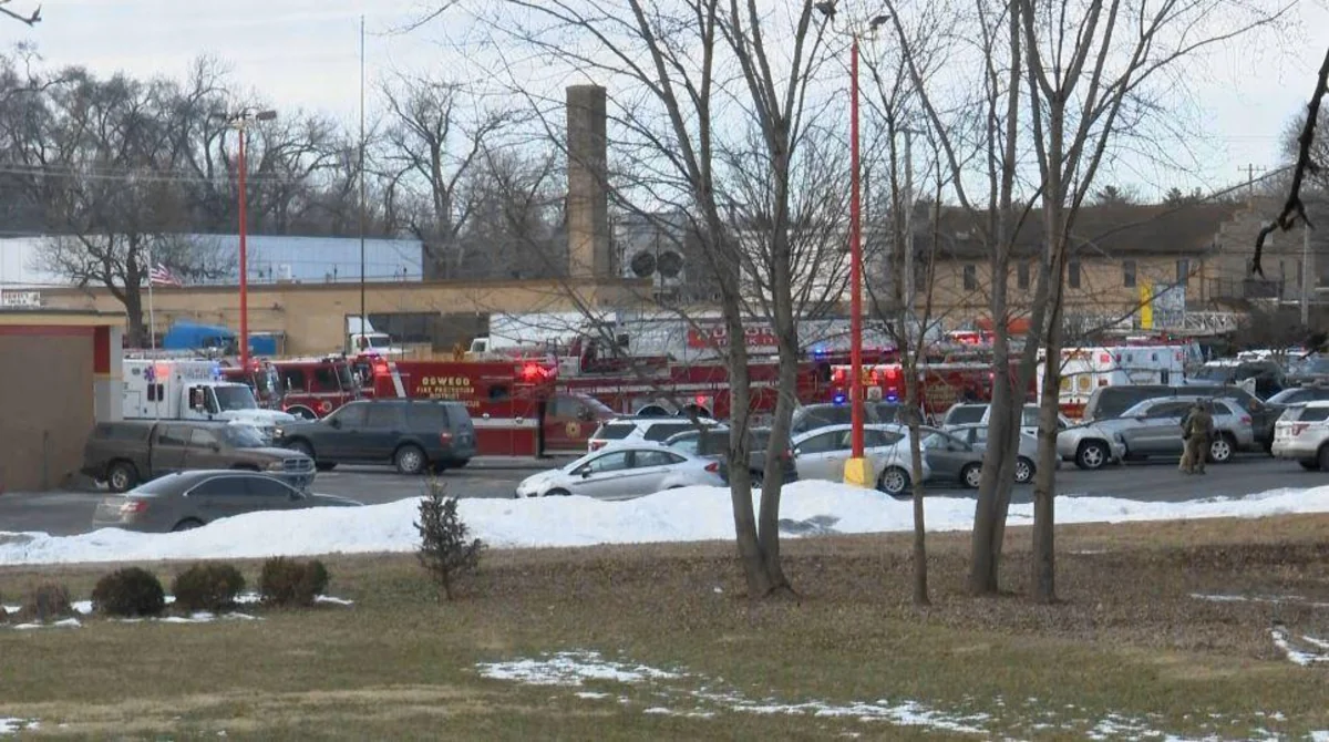 Tramp İllinoysda ölənlərin yaxınlarına başsağlığı verib