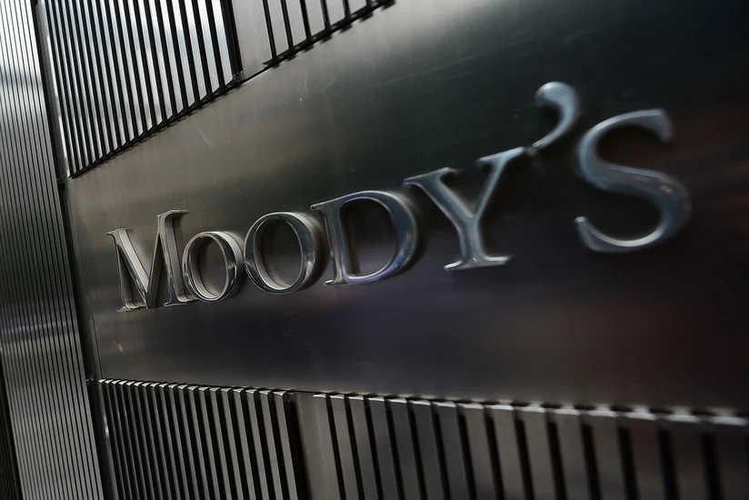 Moody's улучшило прогноз по кредитному рейтингу России