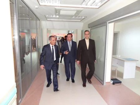 İranlı həkimlər Naxçıvana səfər edib